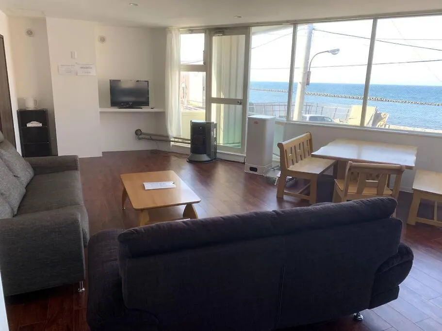 Апартаменты Zenibako House 2F Отару
